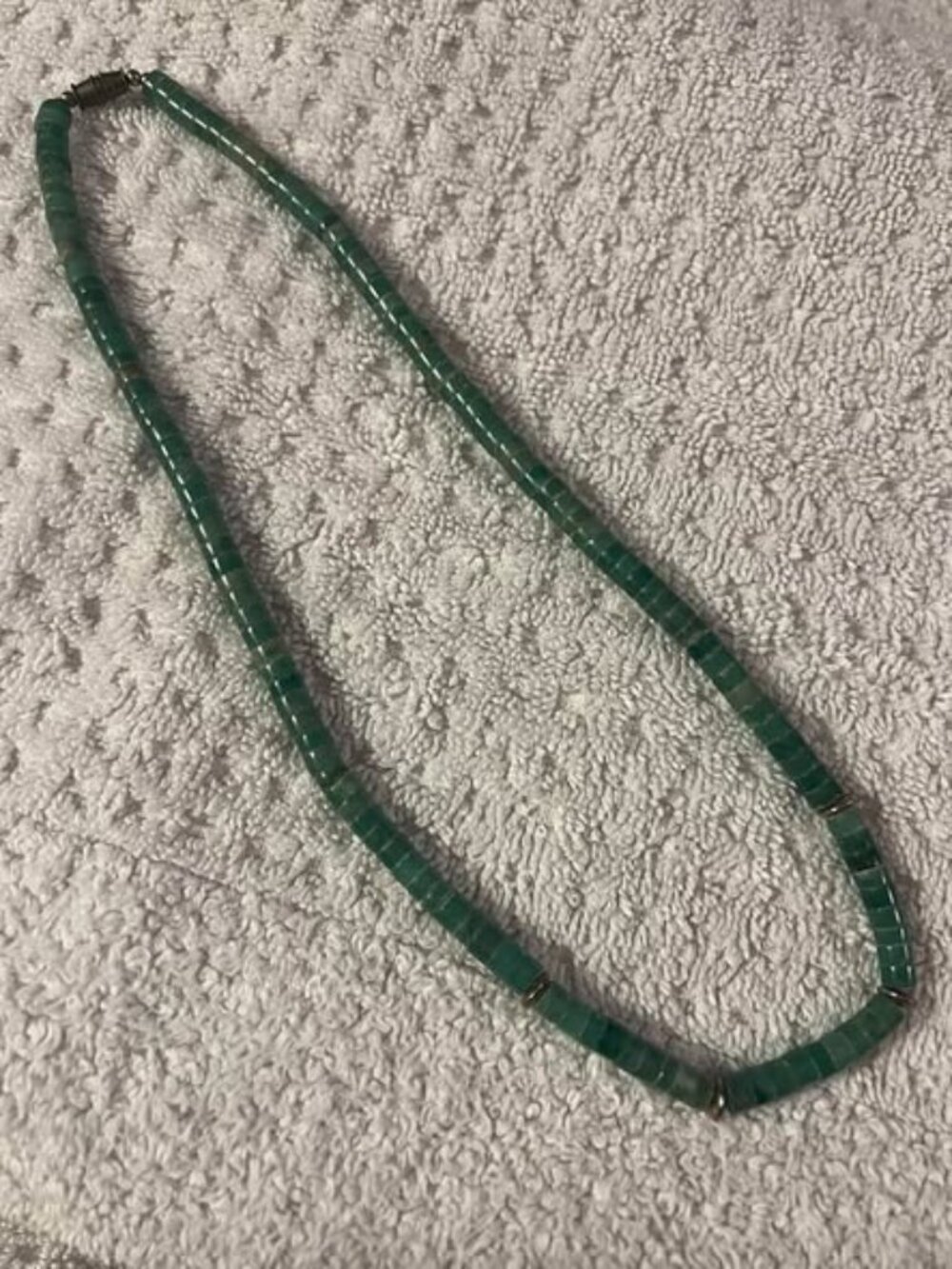 🐻Green Stone Necklace - 18" Long